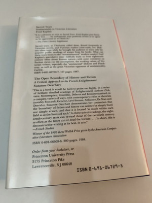 Βιβλίο Fabricating History μεταχειρισμένο, αγγλικά