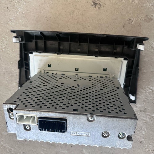 Suzuki Swift radio/CD like new