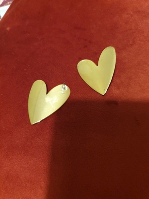 Heart-shaped earrings