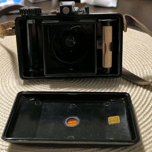 Pouva camera used, bakelite body from 1950s East Germany