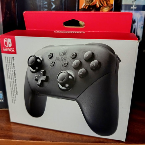 Nintendo Switch Pro χειριστήριο σαν καινούργιο