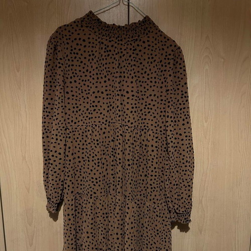 Dress with dots in excellent condition, fits up to XL