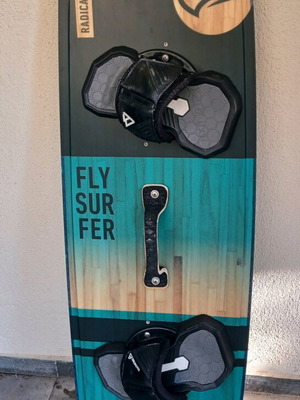 Flysurfer Radical 6 kiteboard like new