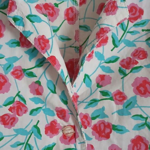 Chillytime vintage floral shirt with pink roses