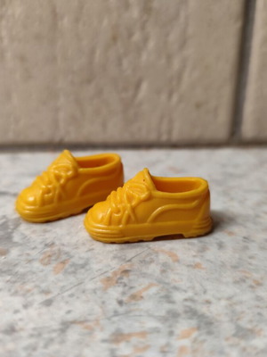 Sindy doll shoes from the 1970s like new