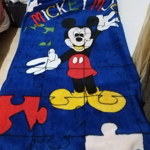 Children's blanket like new