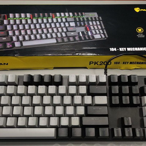 Panstan PK200 Mechanical Retro Keyboard like new with backlit keys