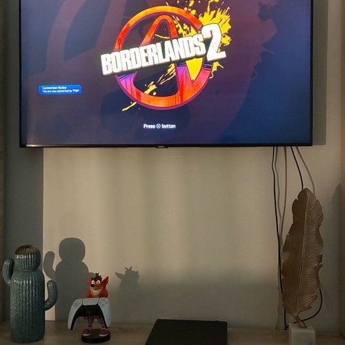 PS4 bundle Borderlands The Handsome Collection and The Last of Us Part 2 like new
