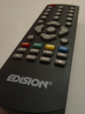 Edision remote control like new