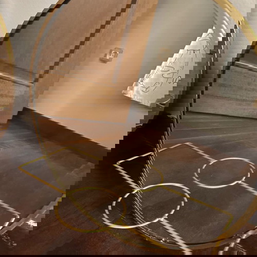 Επιτοίχιοι καθρέφτες μεταχειρισμένοι, σετ 2, χρυσοί με θέση για γλαστράκι