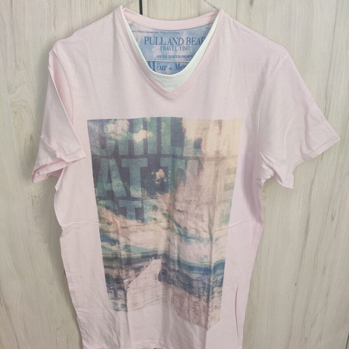 Pull & Bear men's pink T-shirt with large vintage print, size M-L