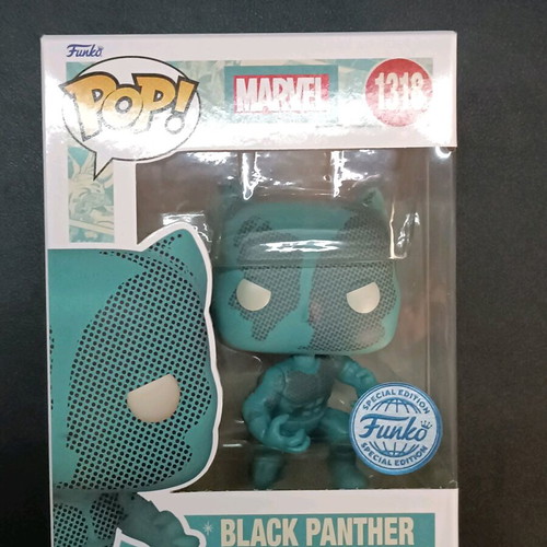 Funko Pop! Marvel Black Panther in good box condition