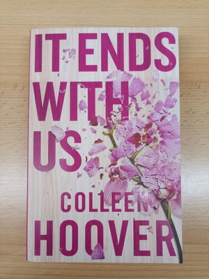 It Ends With Us book like new, English