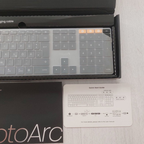 ProtoArc K110-A Aluminum Bluetooth Keyboard new with LED for Mac iPad