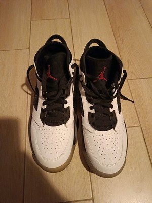 Jordan Mars 270 like new, size 45, black and white