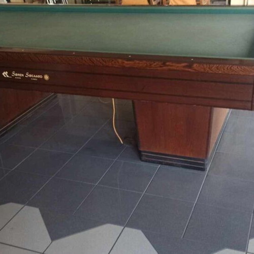 French heated billiard table used, Soren Sogaard, 2.8m x 1.5m