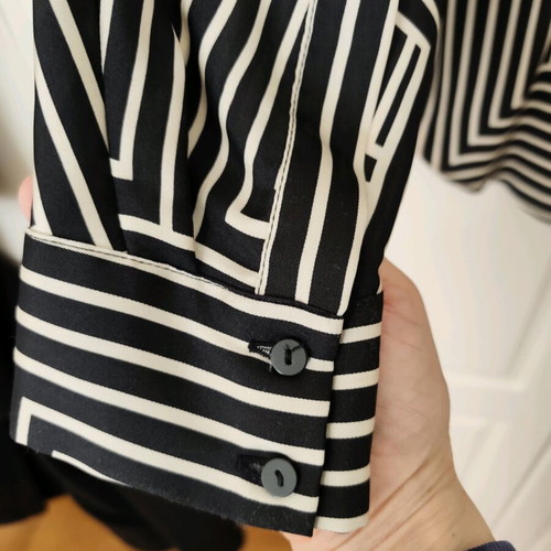 MANGO satin shirt black-beige XS like new
