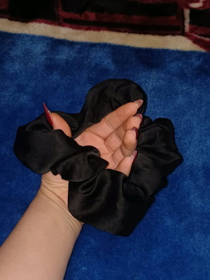 Scrunchie XL like new, large black