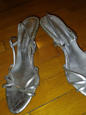 Charis Isakos heels like new, silver pumps size 39