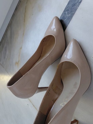 Beige patent leather women's pumps size 38