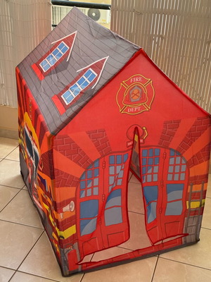 Children's play tent fire department theme like new