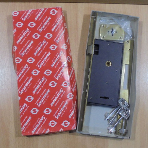 Securemme 2017 Italian mortise security lock 4 pins, 2 turns with 4 keys like new