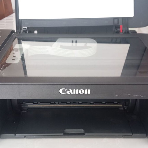 Canon printer used, fully functional without connection cable