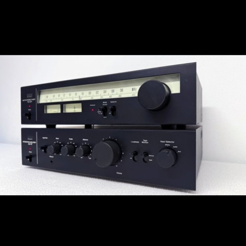 Sansui AU 117 and TU 217 amplifier and radio set like new, 1978