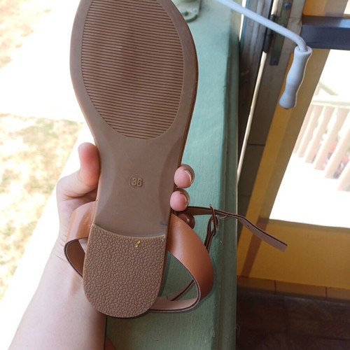 Women's sandals new, size 36, brown