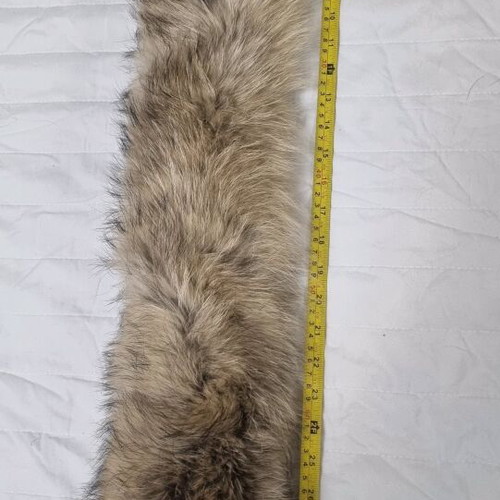Raccoon Fur Collar like new, beige