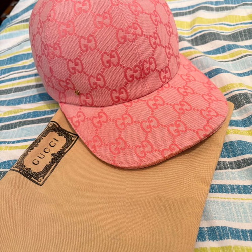 Gucci hat new, pink, size M
