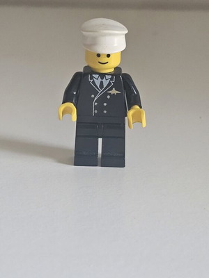 Lego Official Figure Air013 Pilot Like New 1985
