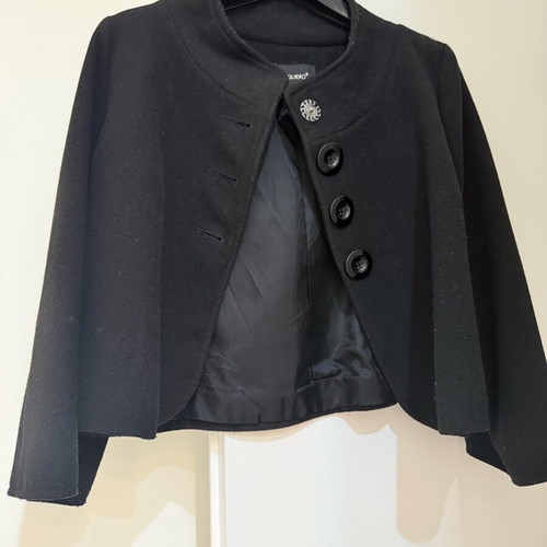 Short black Zara coat like new, size S