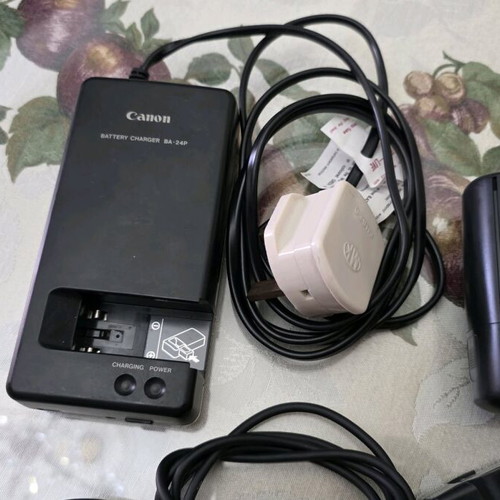 Canon still video camera rc-251 used, battery does not hold