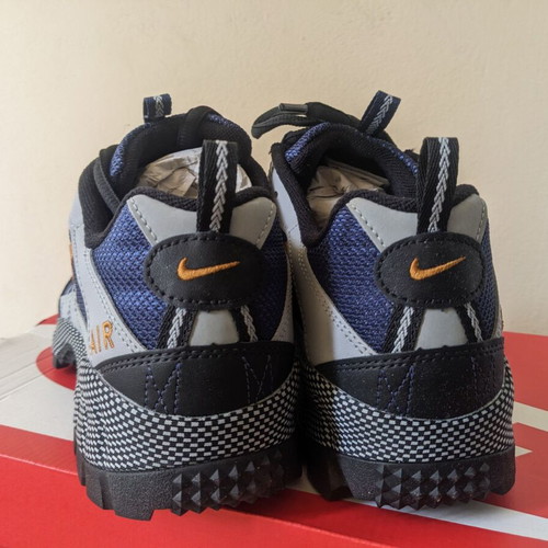 Nike Air Humara Midnight Navy 42.5 new gray blue athletic shoes