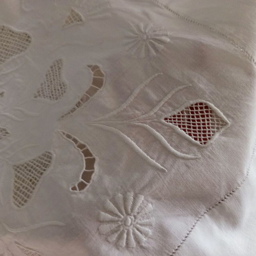 White Tablecloth with Rich Cutwork Embroidery 200x191 cm 100% Cotton like new