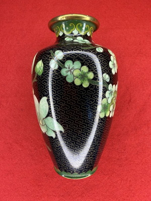 Vintage βάζο cloisonné με λουλουδάτα σχέδια, ύψος 16,5 εκ.