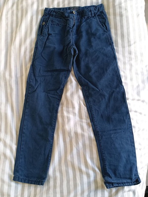 Mayoral jeans for boy 8 years like new, blue