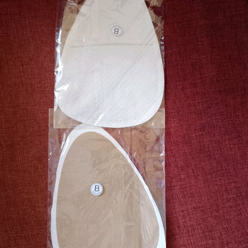 Breast sticker B new, stick on lifting for strapless dresses