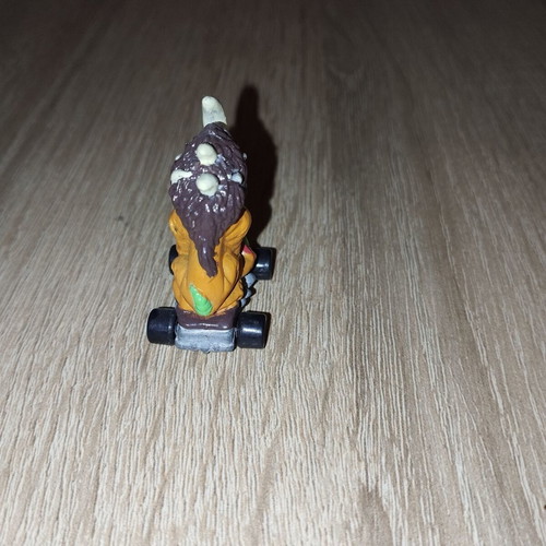 Sketistas Skateboardmania figure no 17, like new