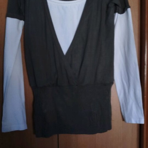 Blouse brown and white like new, size M