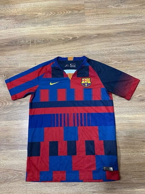 Nike Barcelona Home 20th Anniversary Football Shirt like new