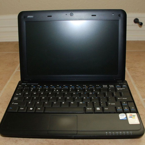 MSI Wind U100 laptop used, 10" screen, Intel Atom N270, 2GB DDR2