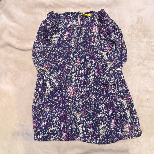 Girls dress for 116/122cm used with a rip