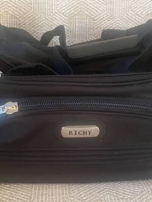 Richy 16" Travel Duffel Bag new, black