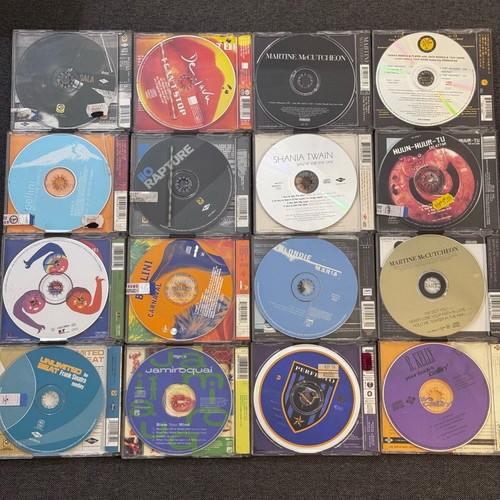 Cd singles like new, pack of 16
