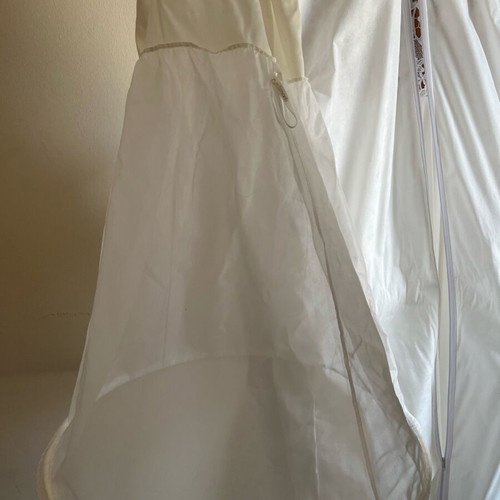OFFER!  1500€ wedding dress size medium-large