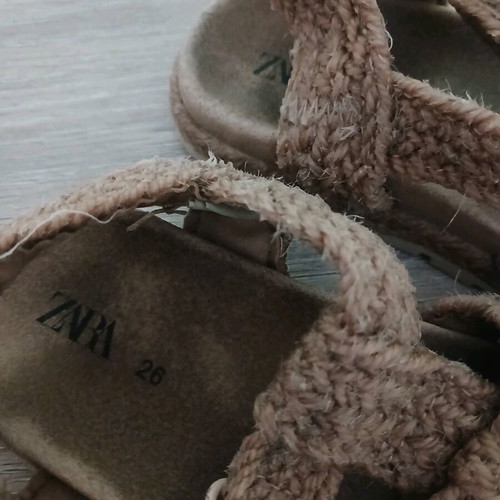 Zara sandals used, brown, size 26