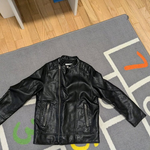 Children's leather jacket like new