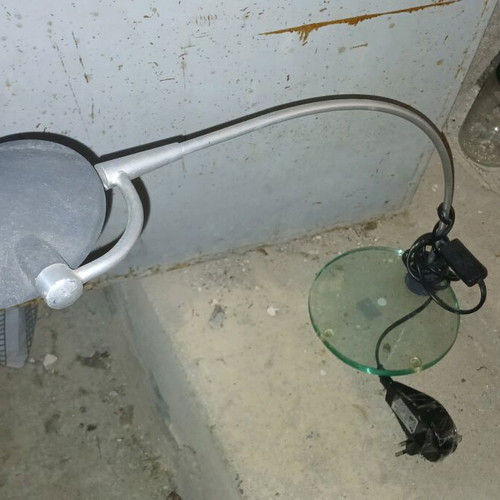 Desk lamp used, very good, minimally used